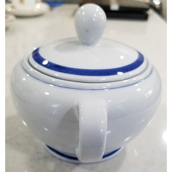 Arabia of Finland Blue Rose Sugar Bowl and Lid vintage - Picture 6 of 11